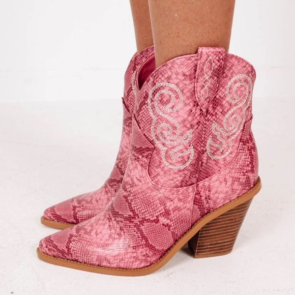 New - Billini Simara Booties - Pink Snake western - Picture 1 of 5